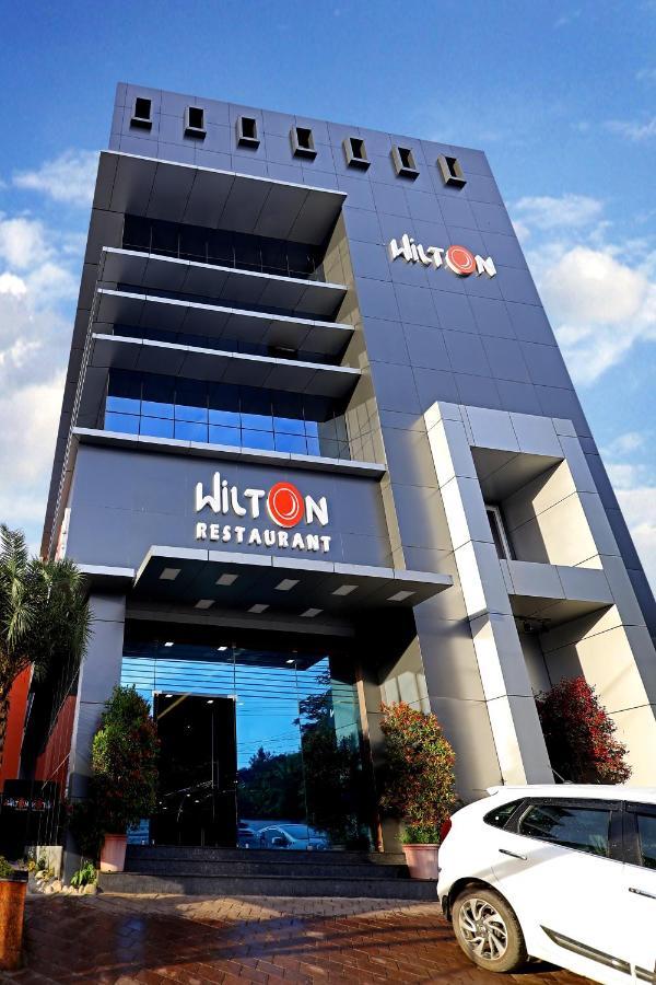 Hotel Wilton Sultan Bathery Exterior photo